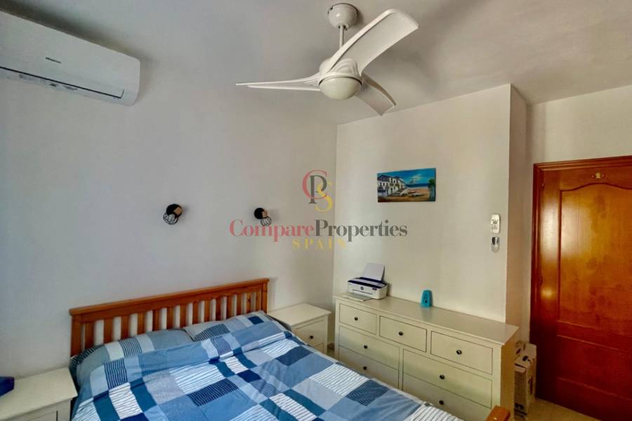 Sale - Villa - Jalon Valley - Valley / Urbanización