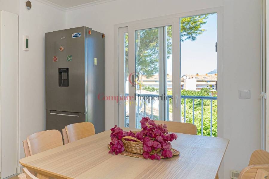 Sale - Villa - Jávea - Cala Blanca