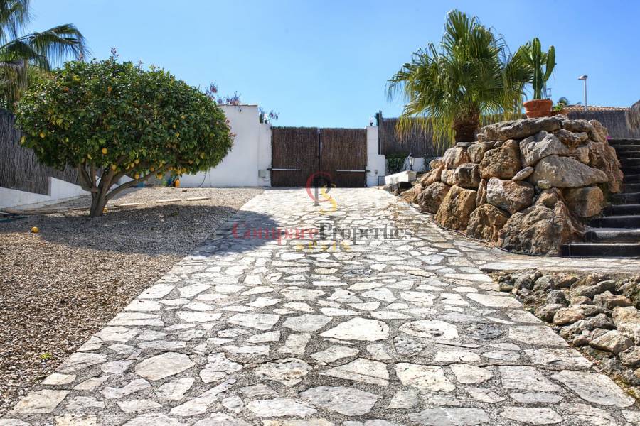 Sale - Villa - Jávea