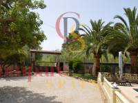 Sale - Villa - Jalon Valley - Campo