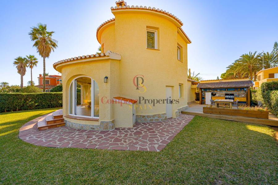 Sale - Villa - Dénia - LAlmadrava-LEstanyò