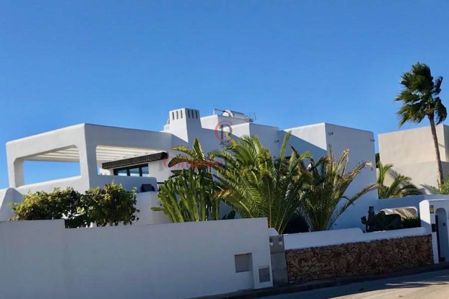 Verkauf - Villa - Moraira - Camarrocha