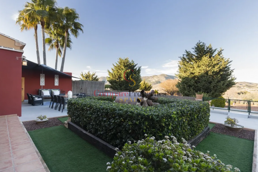 Verkauf - Villa - Jalon Valley - Jalon