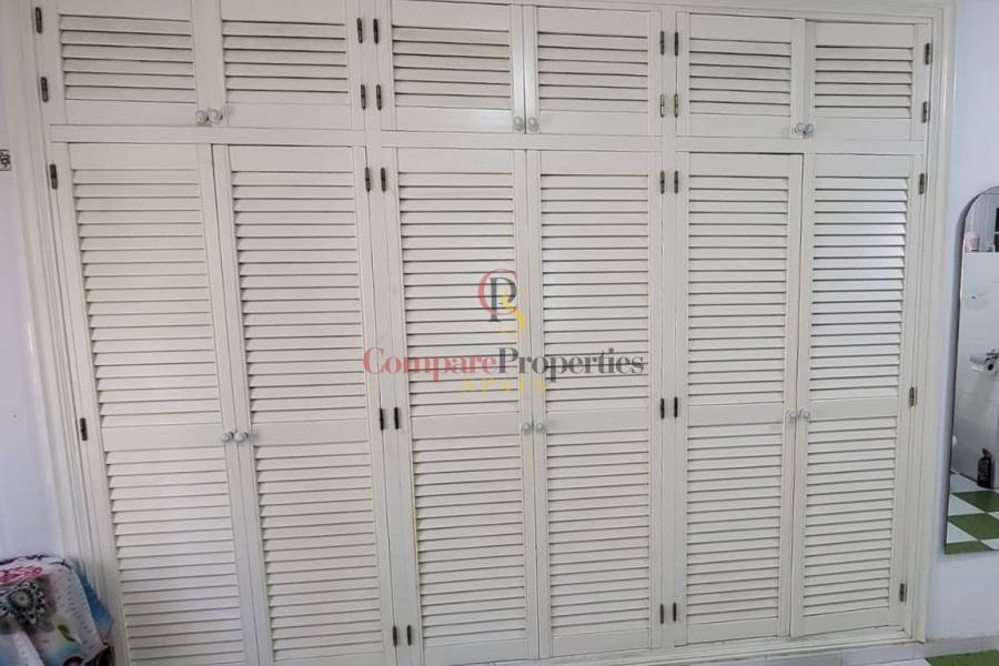 Sale - Villa - Dénia