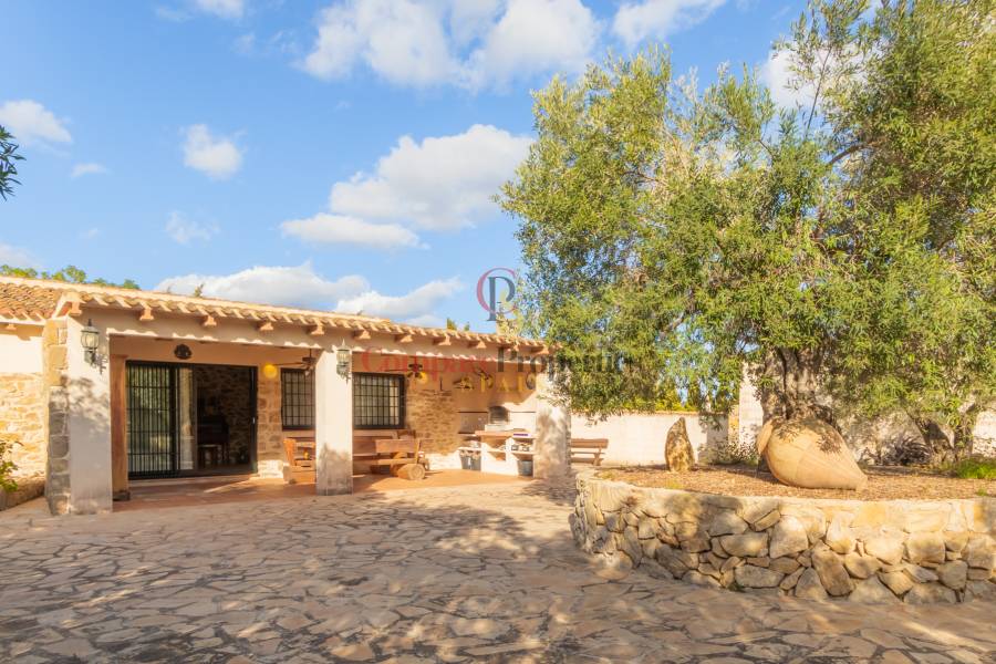 Sale - Villa - Benissa