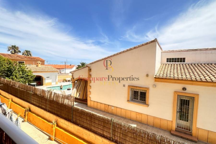 Verkoop - Apartment - Dénia - Las Marinas (Devesses)