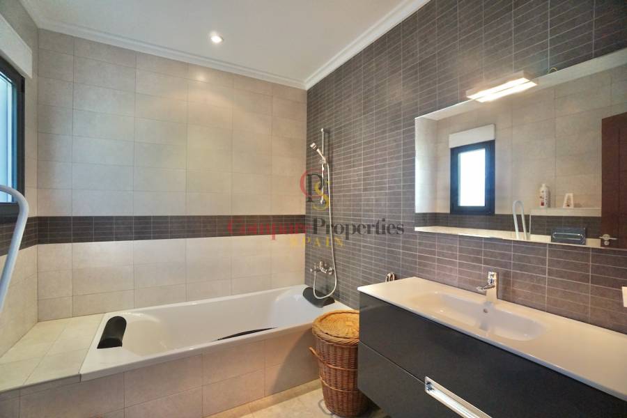 Verkauf - Villa - Moraira - Camarrocha