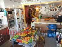 Sale - Apartment - Oliva - 