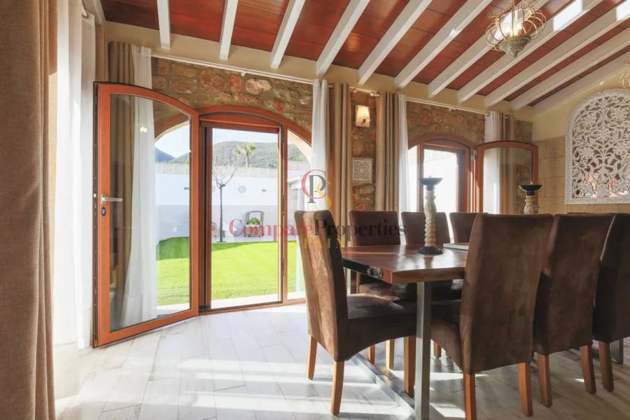 Verkoop - Villa - Jalon Valley - Jalon