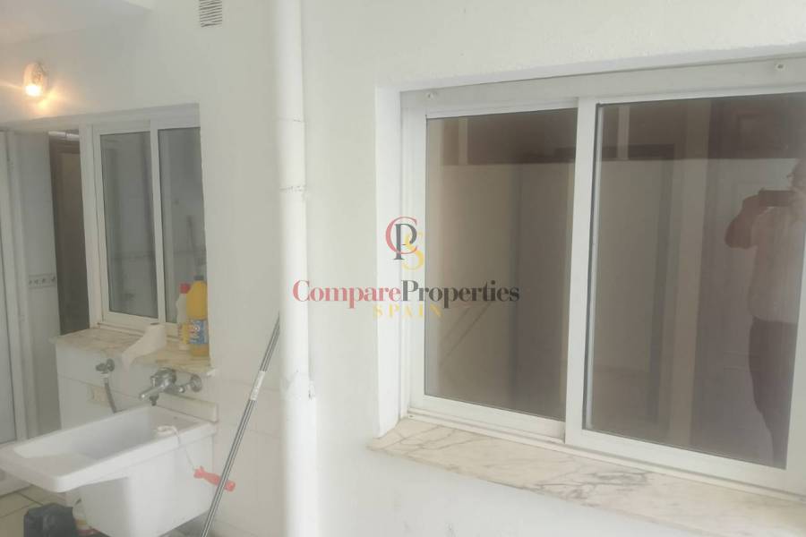 Sale - Apartment - Oliva - 