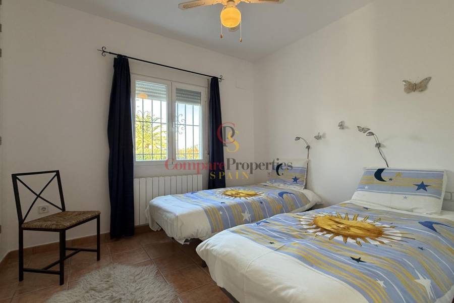 Venta - Villa - Pego - 