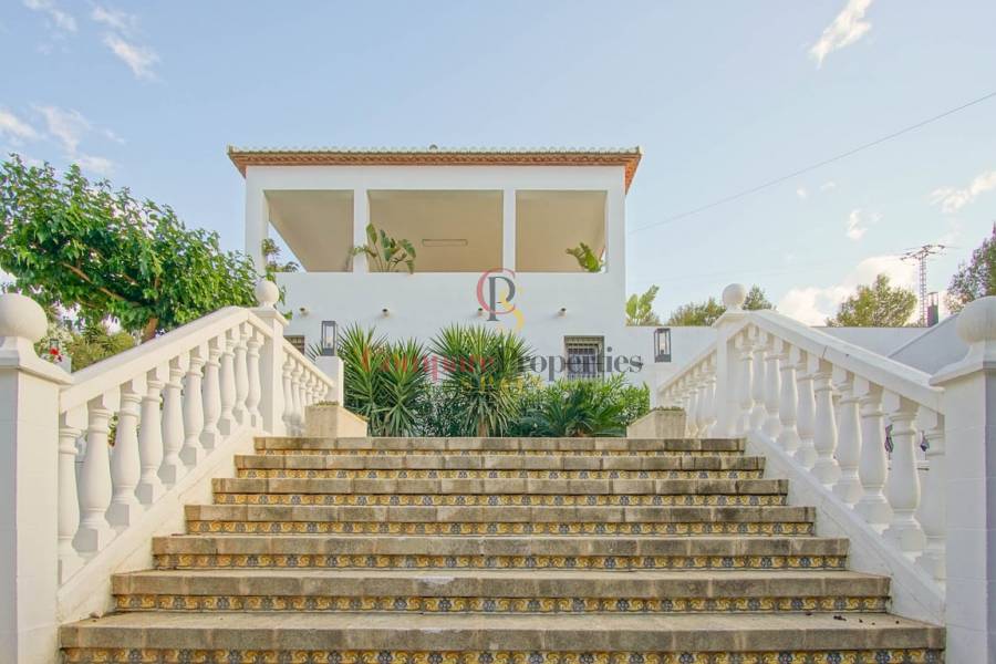 Venta - Villa - Dénia
