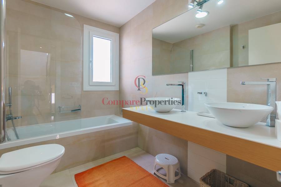 Venta - Villa - Albir