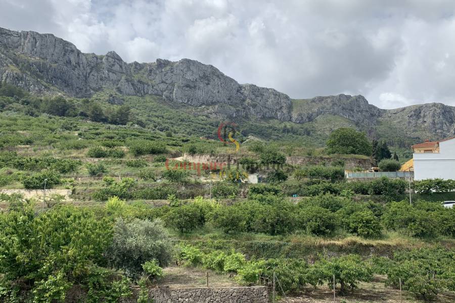 Venta - Villa - La Vall de Gallinera - Benisiva