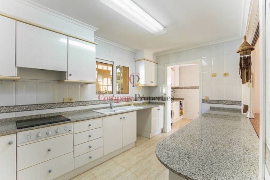 Sale - Villa - Dénia - Las Rotas