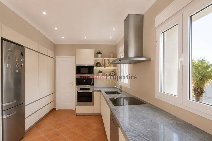 Sale - Villa - Dénia - 