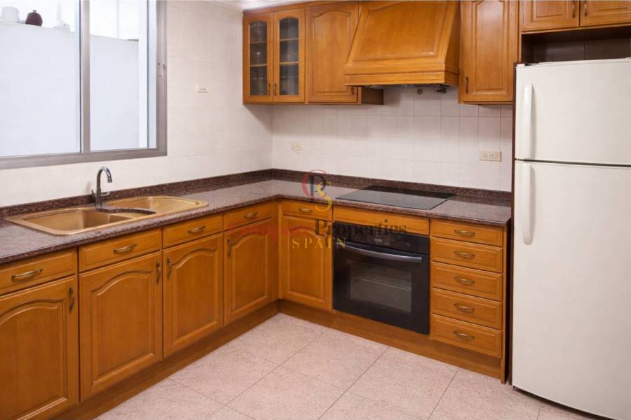 Sale - Apartment - Oliva - 