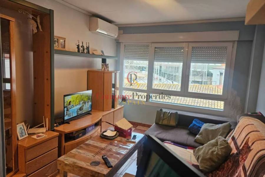 Sale - Apartment - Ador - 