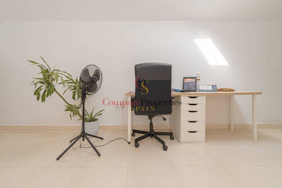 Sale - Apartment - Dénia - 