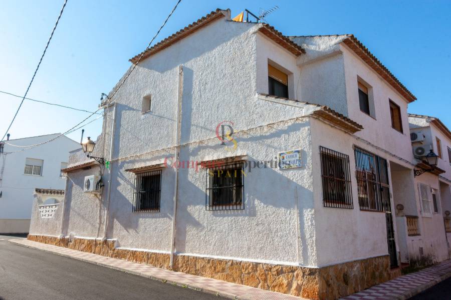 Verkoop - Townhouses - Orba Valley - Alicante, Orba Valley