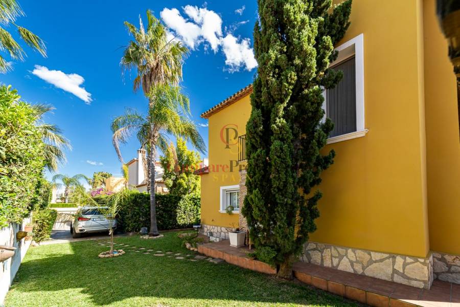 Sale - Villa - Dénia - Alquerías