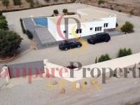 Venta - Villa - Macisvenda