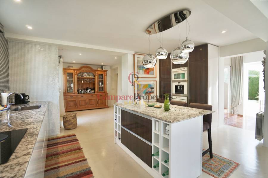 Sale - Villa - Moraira - El Portet