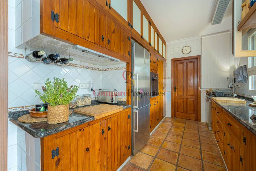 Sale - Villa - Jalon Valley - Campo