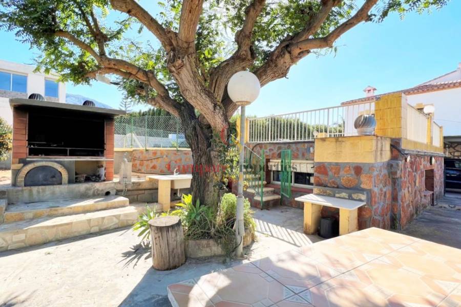 Sale - Villa - Dénia