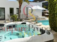 Venta - Villa - Jávea