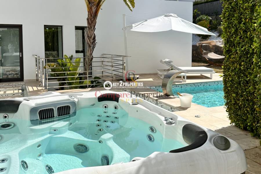 Venta - Villa - Jávea