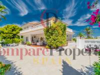 Venta - Villa - Albir