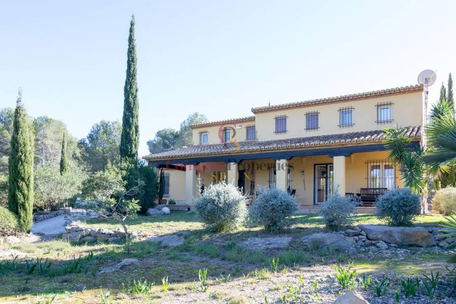 Sale - Villa - Jesús Pobre - Periferia