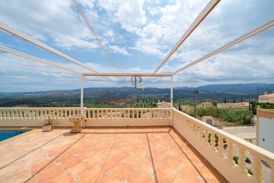Verkauf - Villa - Orba Valley - Montesano