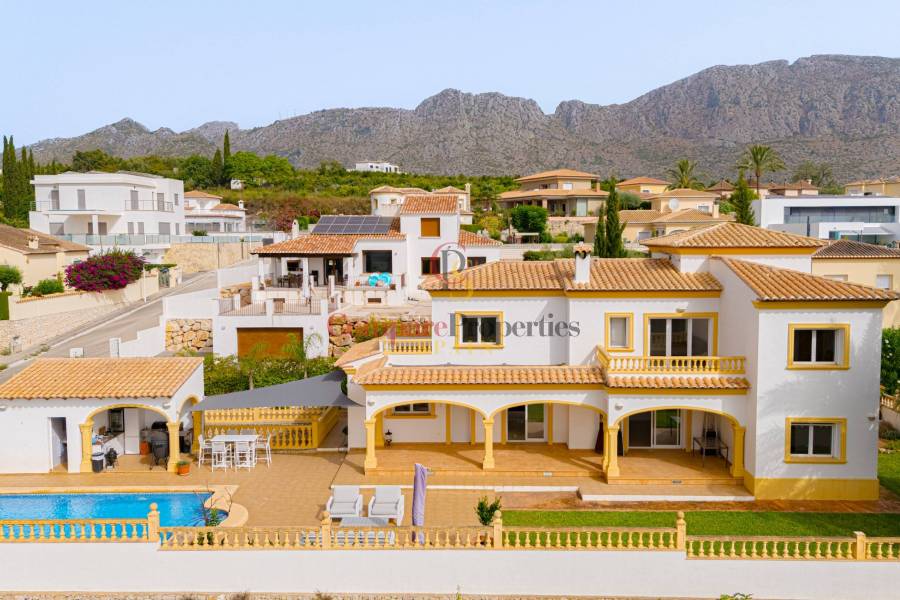 Sale - Villa - Orba Valley - Centro pueblo