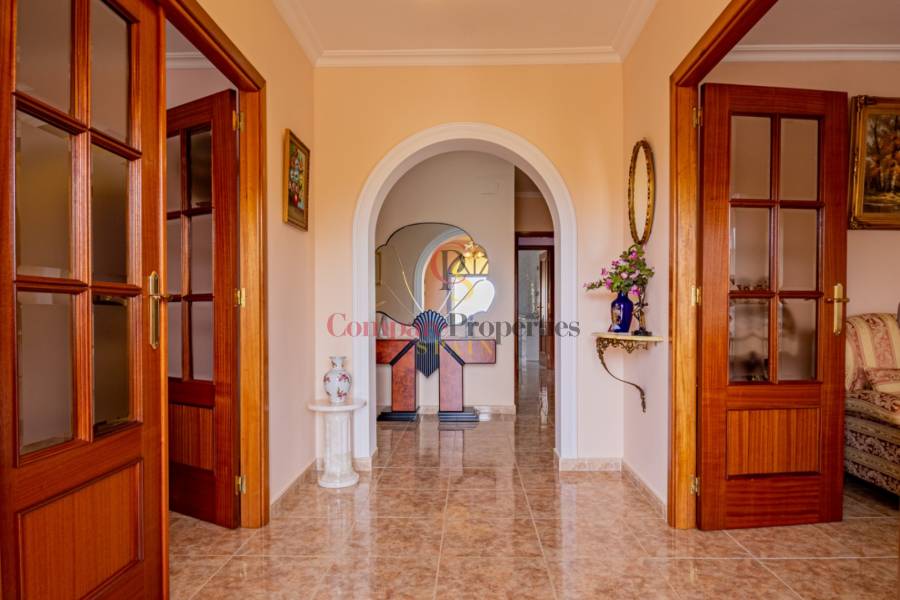 Sale - Villa - La Nucia - Panorama