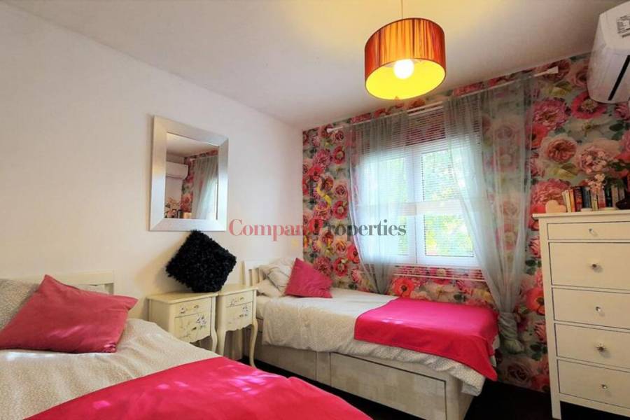 Verkoop - Villa - Orba Valley - El capso