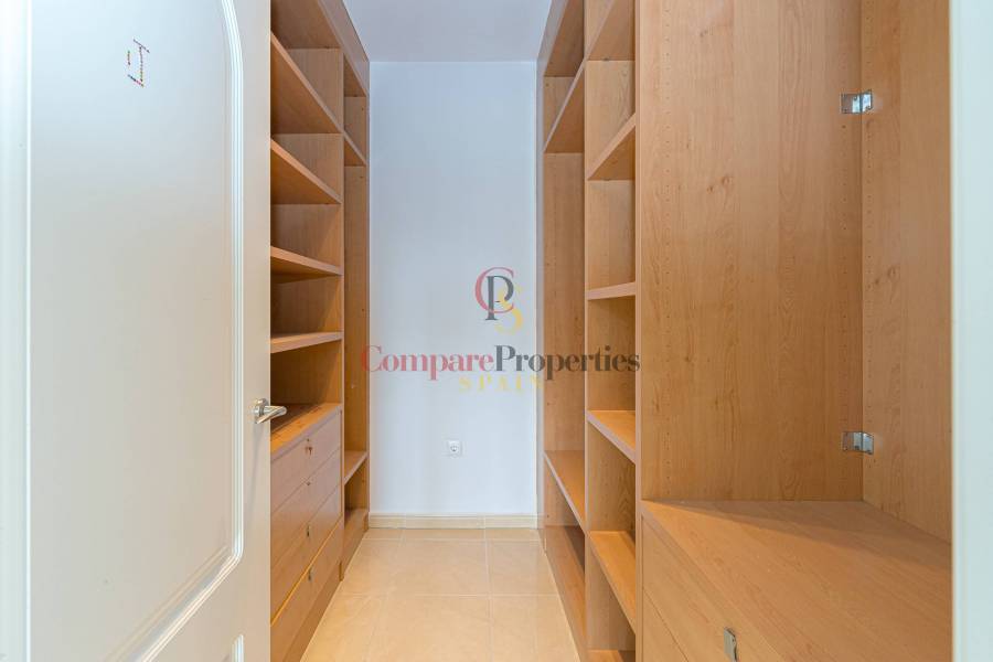 Sale - Villa - Orba Valley - Centro pueblo
