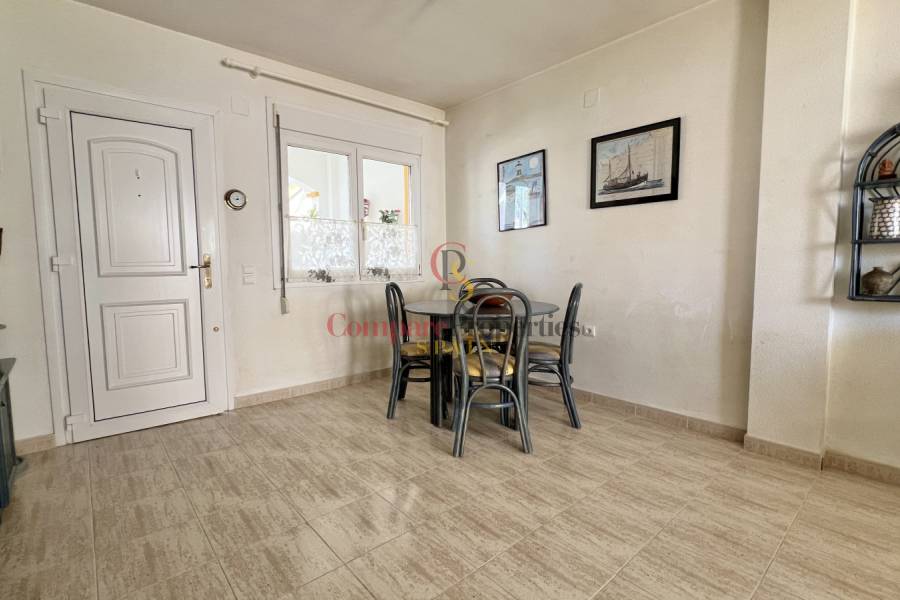 Sale - Villa - El Vergel - 