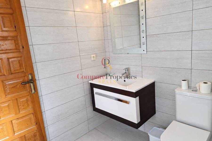Venta - Villa - Dénia - 