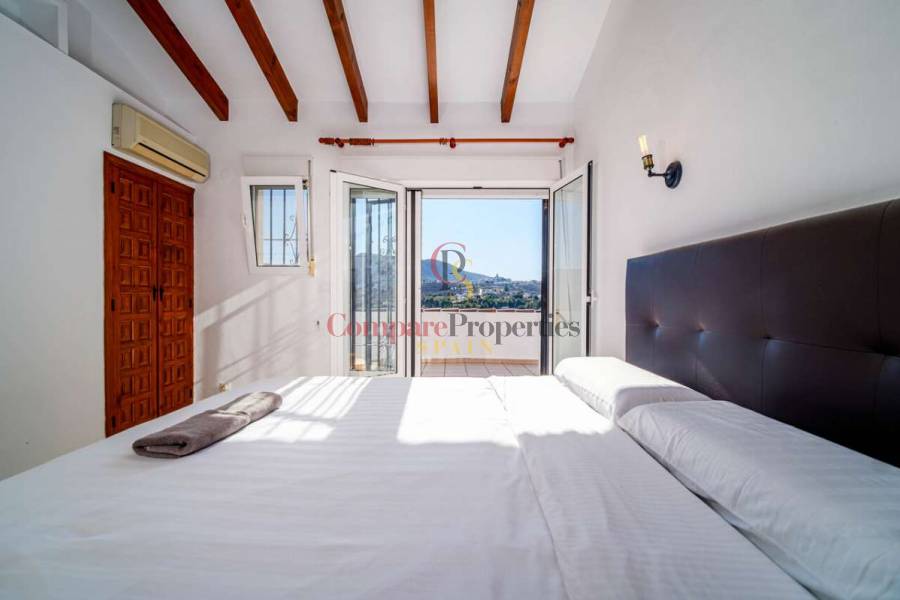 Sale - Villa - Jávea