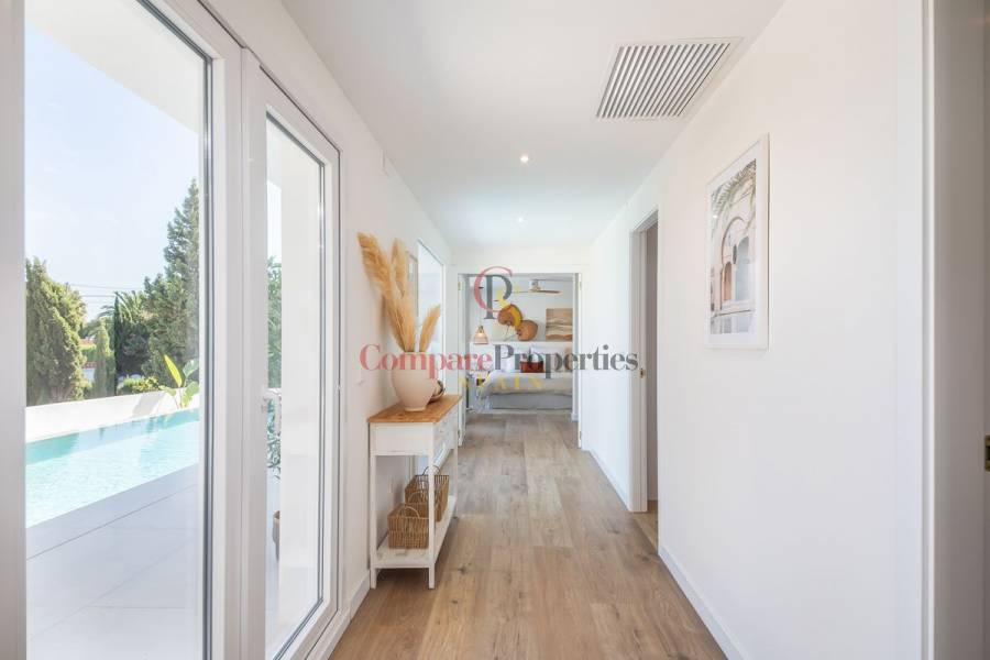 Sale - Villa - Dénia - Montgo