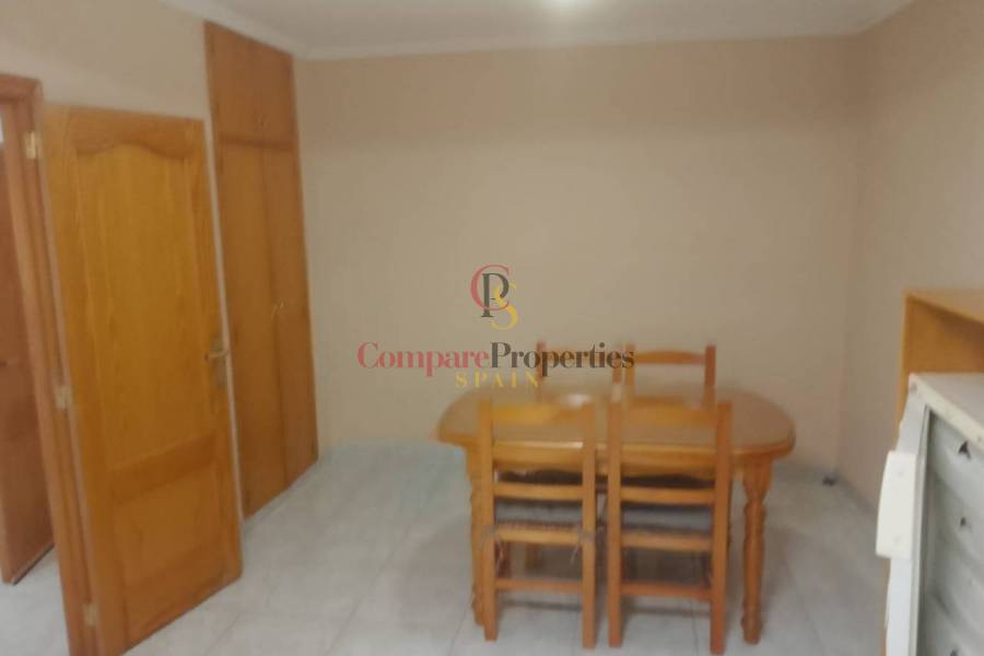 Sale - Apartment - Oliva - 