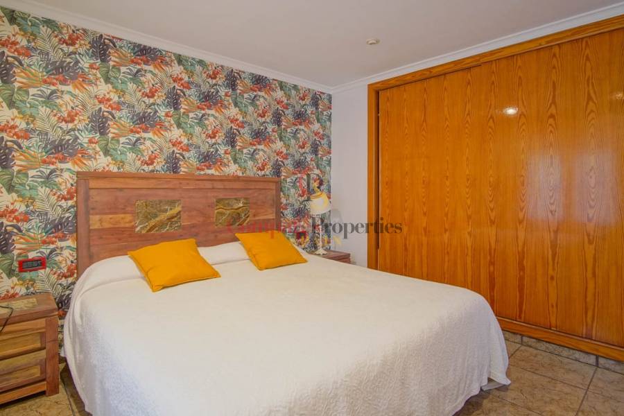 Venta - Villa - Dénia