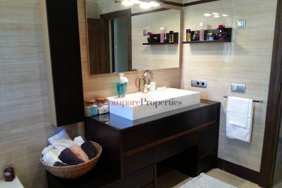 Sale - Villa - Pedreguer