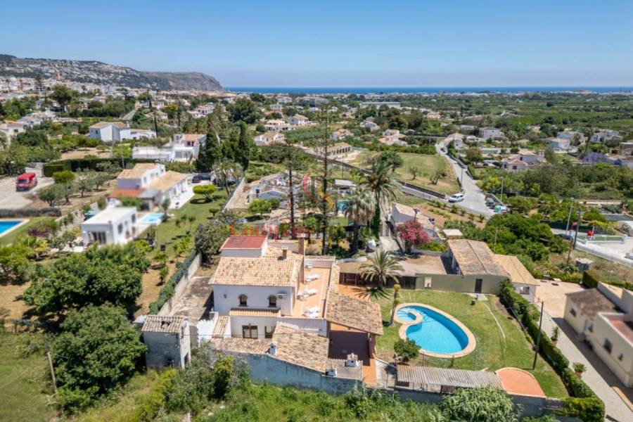 Sale - Villa - Jávea - La Lluca - La Tarraula