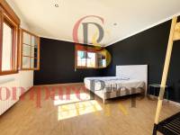 Venta - Villa - Piles