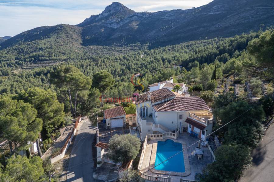 Verkauf - Villa - Jalon Valley - Montañas