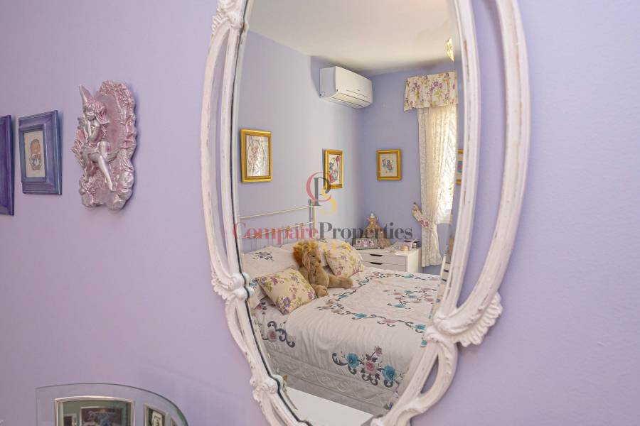 Venta - Villa - Jalon Valley - 