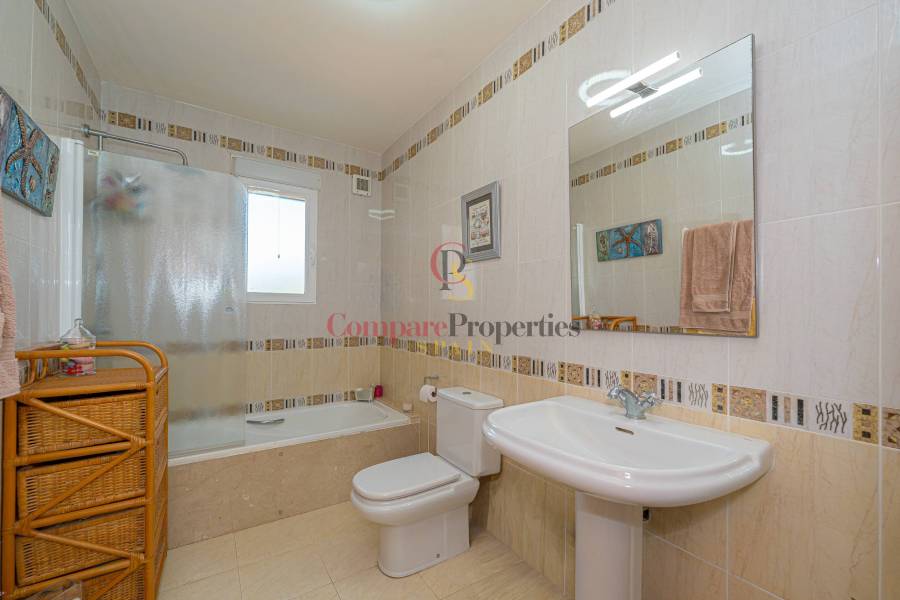 Venta - Villa - Jalon Valley - 